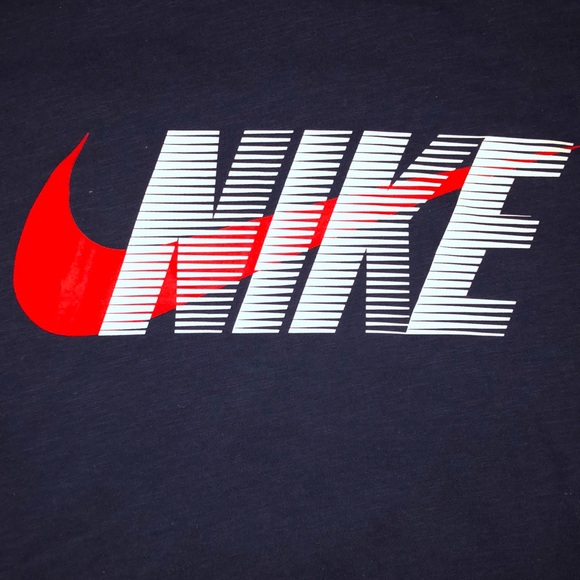 Nike Dri-fit - Picture 2 of 3